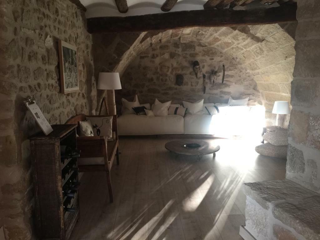 Lastias Valderrobres Zewnętrze zdjęcie